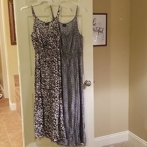 Two Maxi dresses, brown and white, black and white
